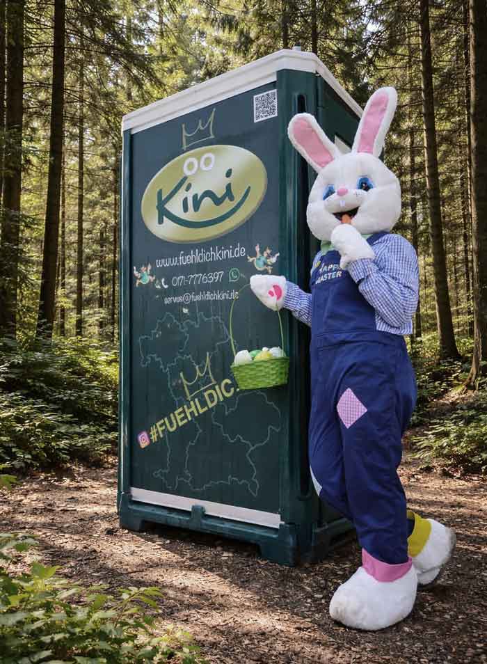 mobiles-wc-fuer-osterfeuer